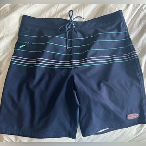 Vineyard Vines Performance board shorts NWT